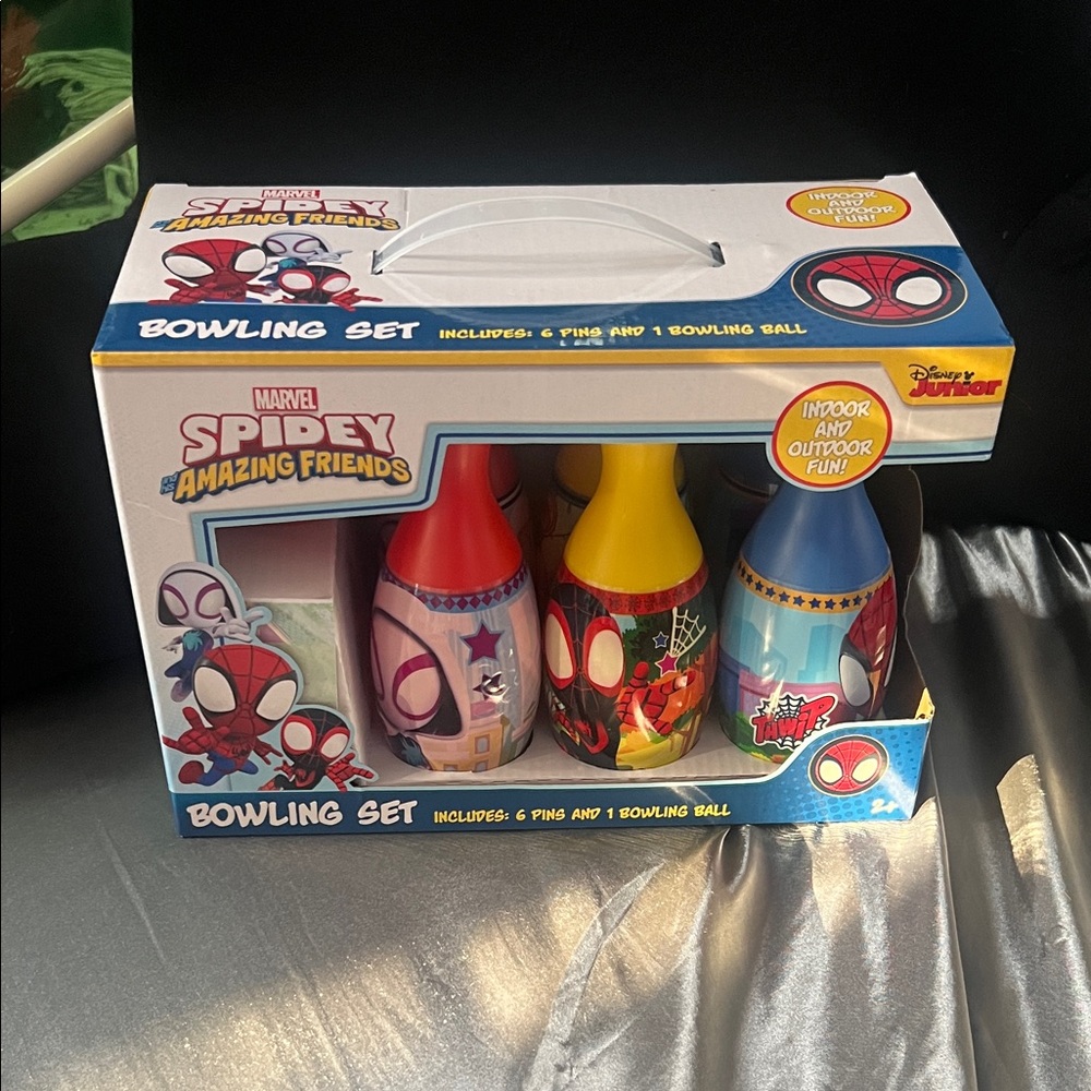 NWT Marvel Spidey Friends Colorful Bowling Set
